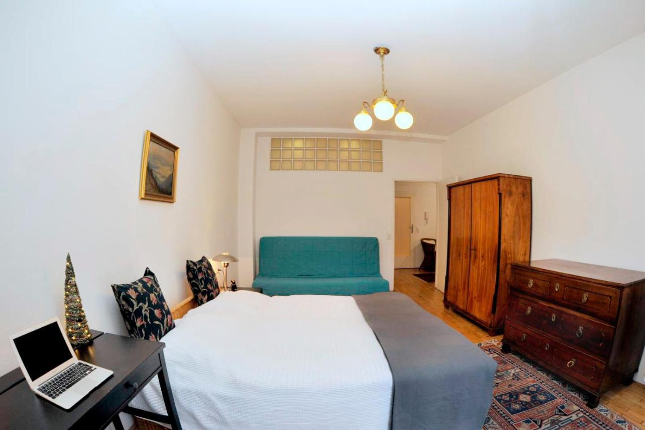 Apartman Old Centre - Rybarska Brana Братислава Екстериор снимка