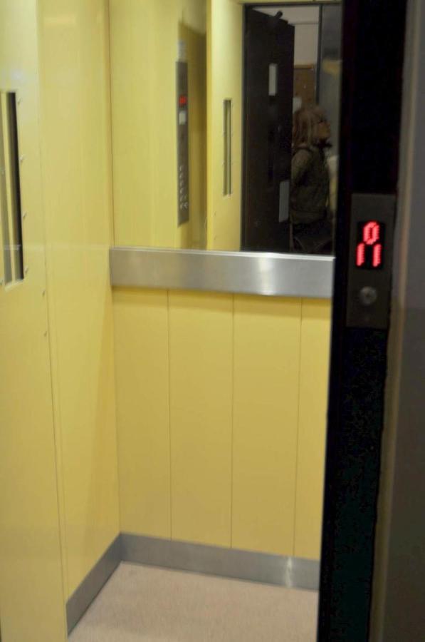 Apartman Old Centre - Rybarska Brana Братислава Екстериор снимка